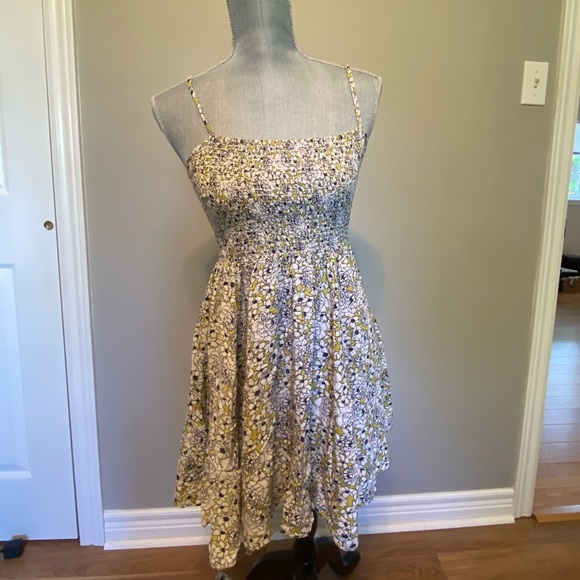 Angie Smocked Floral Dress - Picture 2 of 10